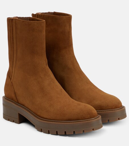 Saint Honoré suede ankle boots | Mytheresa (US/CA)