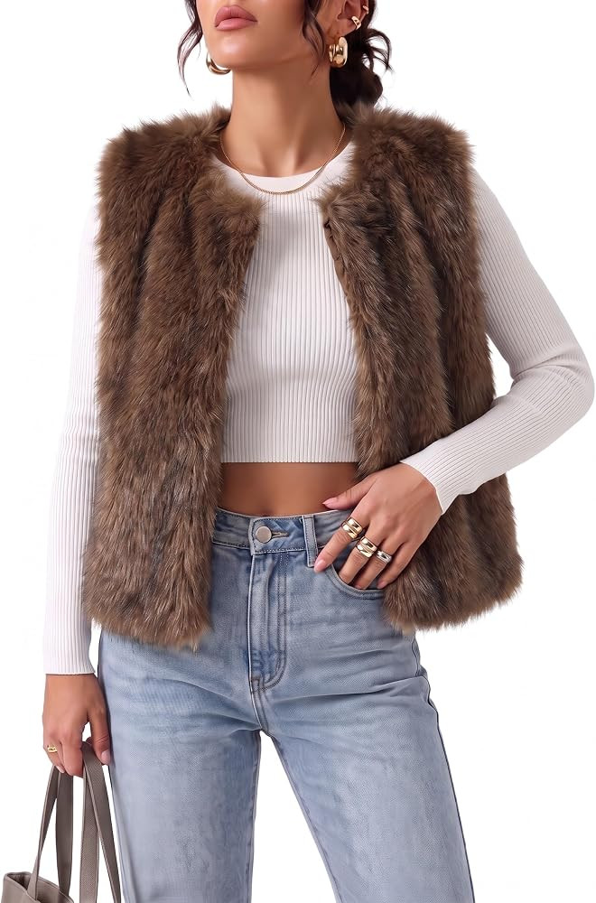 Faux Fur Vest Women Pockets Winter Cropped Fuzzy Jacket Fluffy Coat | Amazon (US)