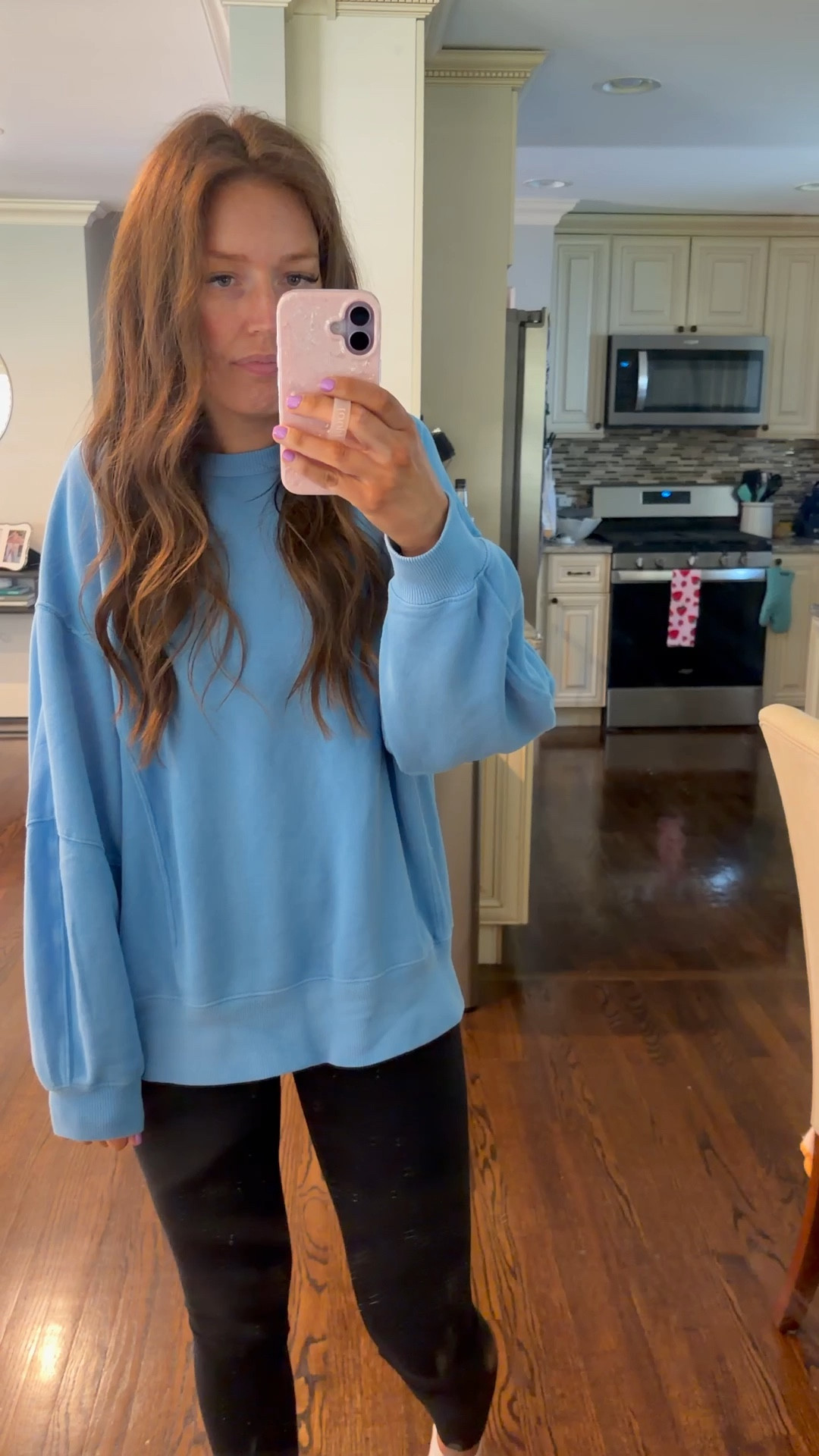 Wearing size small. Runs oversized. (Order true size if you want oversized- size up if you want it extra oversized)


Sweatshirt / spring outfit / comfy / loungewear / outfit idea

#LTKMothersDay #LTKmomlife #LTKootd