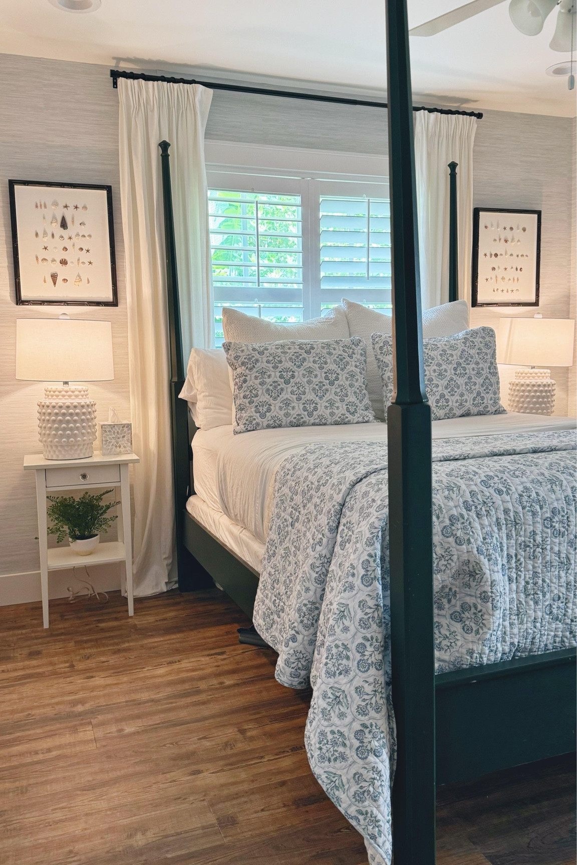 Love the addition of these @cailinicoastal bespoke shell study art in walnut bamboo frames 🐚