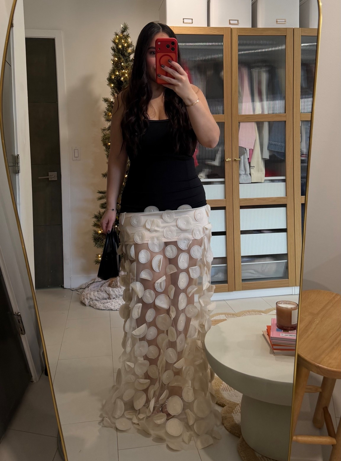 such a flattering option for curvy and midsize bodies. Ideal for Christmas galas, formal dinners, or winter weddings. Wearing size L

#LTKootd #LTKHoliday #LTKMidsize