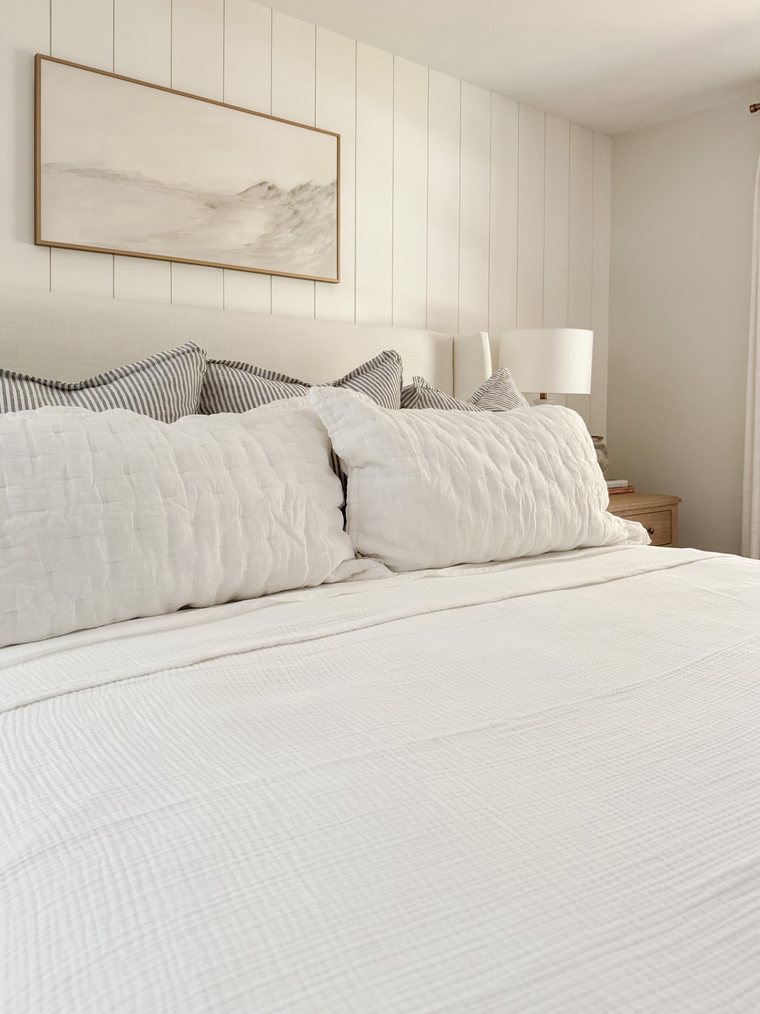Coastal Bedroom

neutral bedroom, beige bedroom, striped duvet, fluffy duvet, fluffy bedding, wood nightstand, sherri calnan home 

#LTKFindsUnder50 #LTKStyleTip #LTKHome