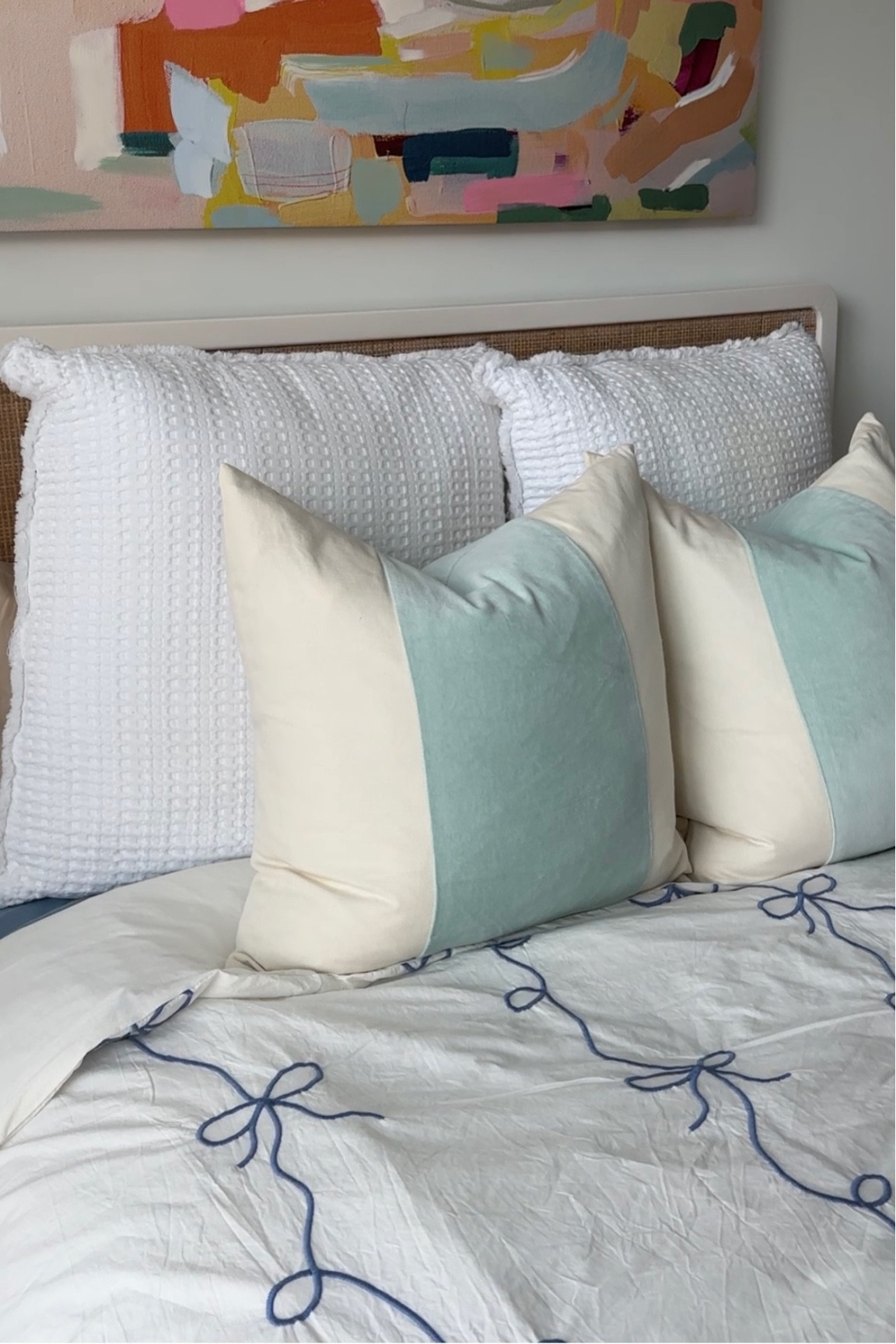 new bow duvet cover I’m in lovvveee 

#LTKhome #LTKGiftGuide