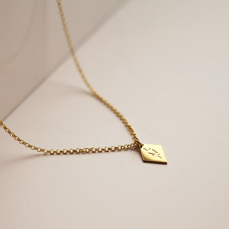 Diamond Shape Engrave Bar With Rolo Chain, Three Initial Monogram Bar Necklace - Etsy | Etsy (US)