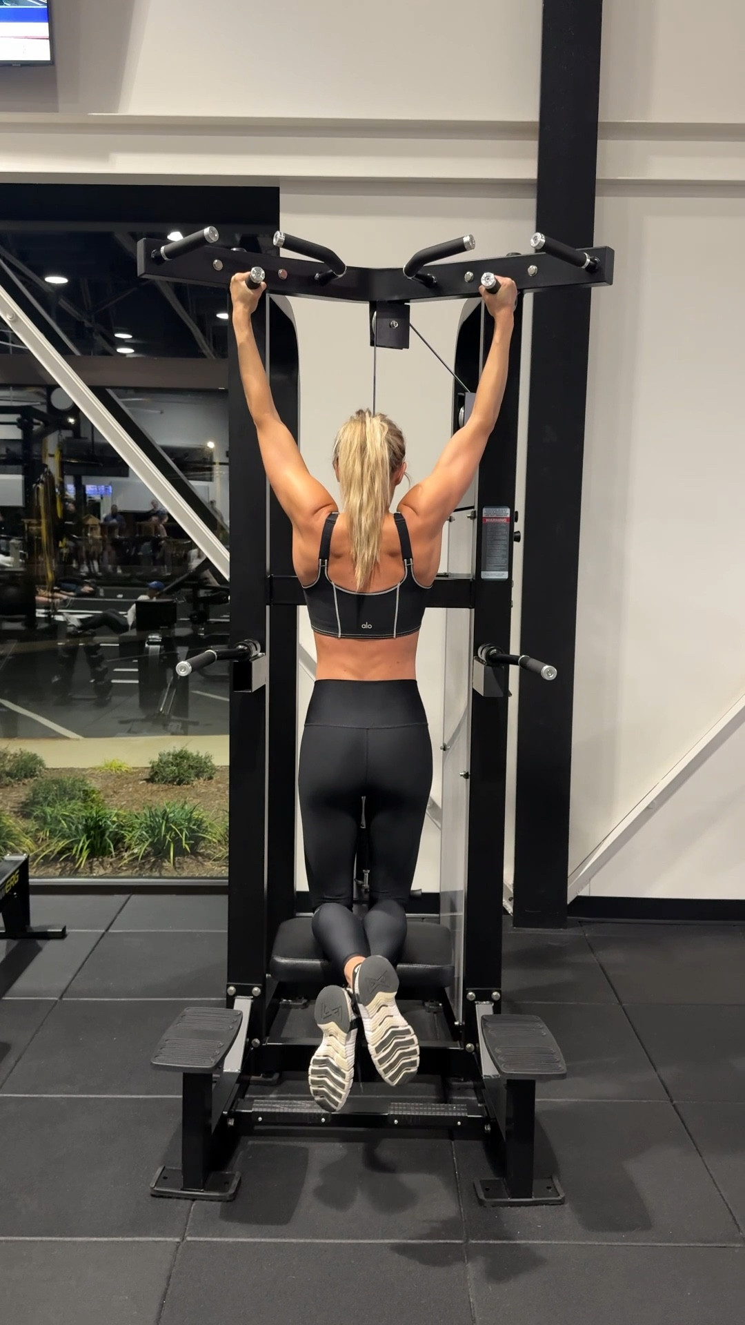 Wearing size S top and XS bottoms. 

Wearing the alo 7/8 high-waist airlift leggings, but also linked the matching set.

#LTKActive