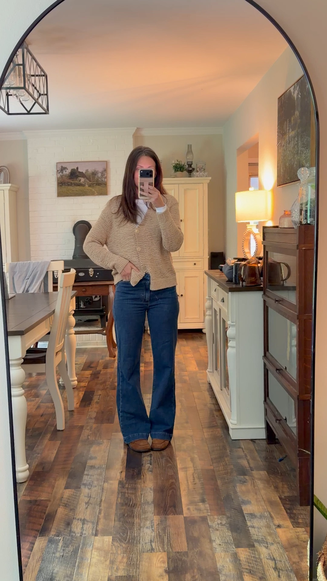 Wearing 27” jeans and small cardigan

#LTKSaleAlert #LTKootd