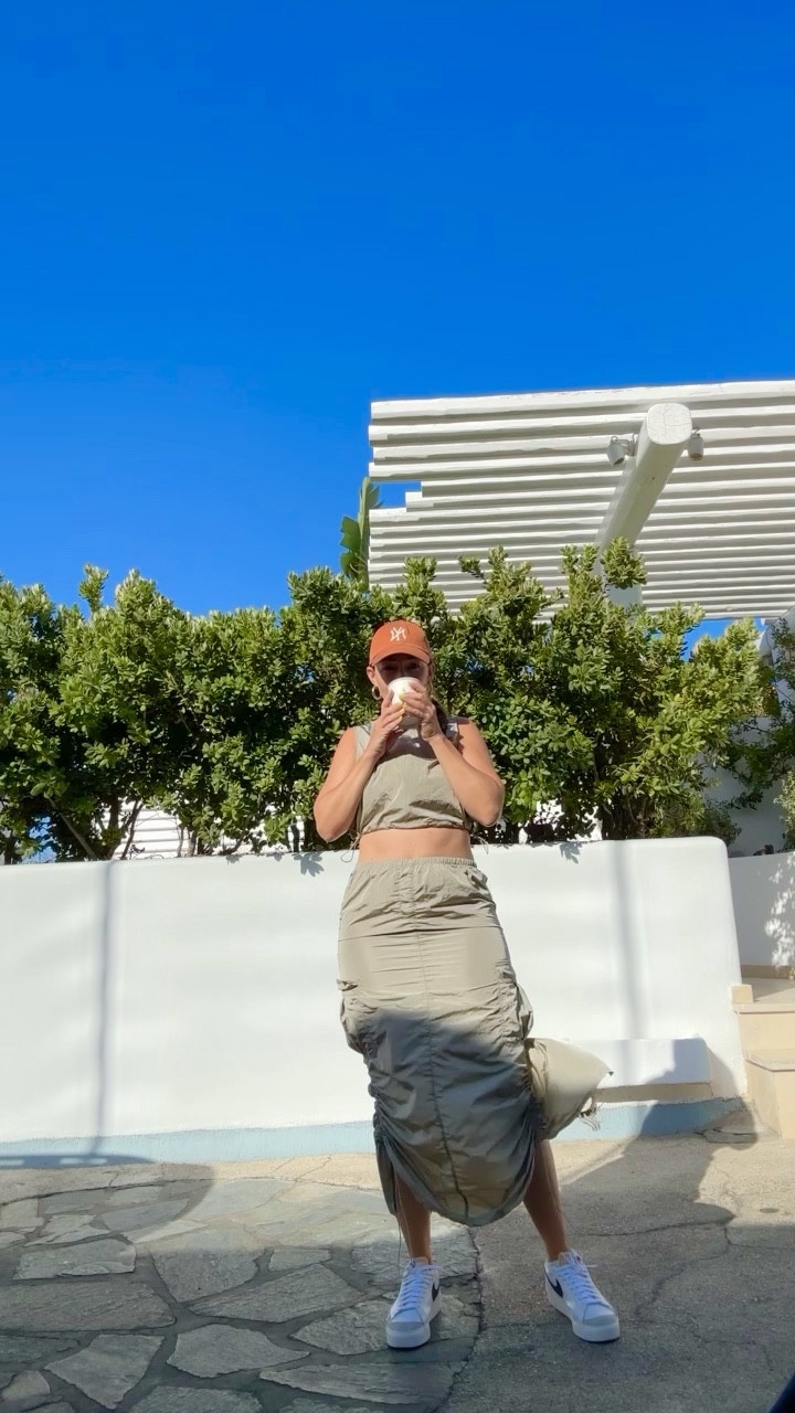 This set is an in store exclusive 🙄 linked same top in black and a a parachute pant that has similar vibes 

#LTKcurves