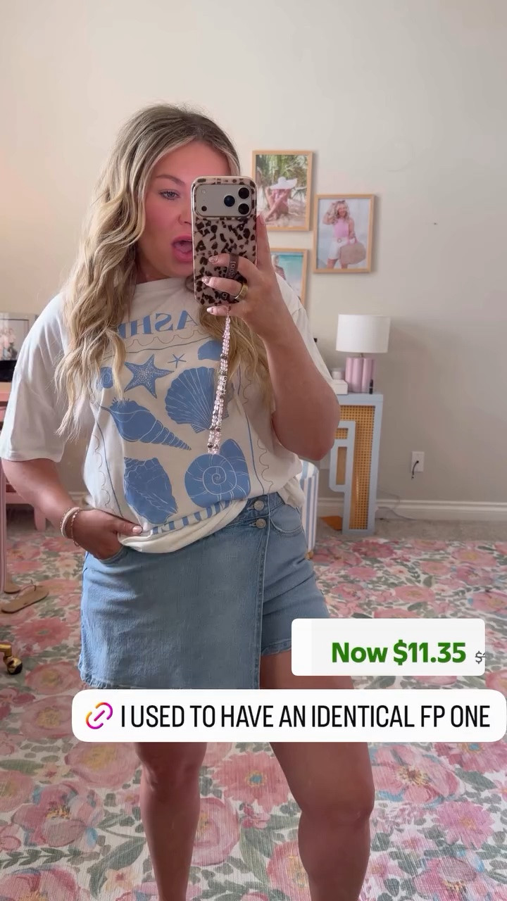 This cute denim skort is on deal! I used to have one just like this from FP!!

#LTKSeasonal #LTKMidsize #LTKSaleAlert