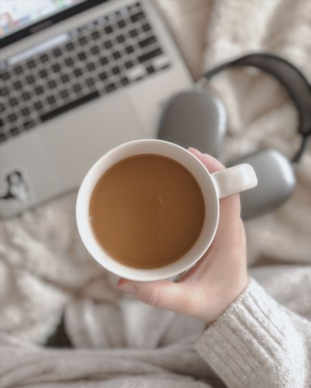 Coffee, music & comfies are all I need for a successful work from home day! 🖤🎧☕️

#LTKstyletip #LTKhome #LTKmidsize
