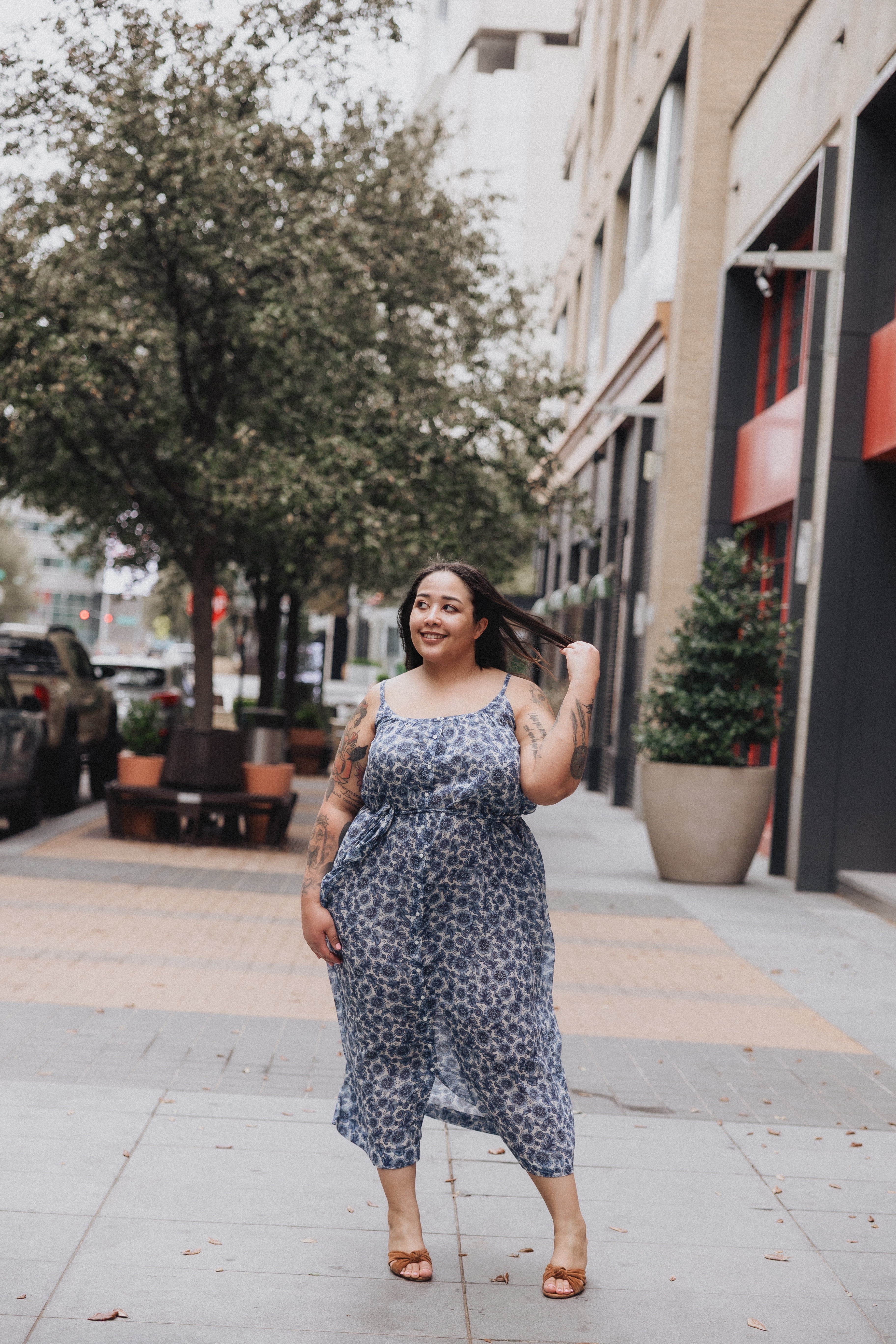 The Doen Navita dress is one of those pieces that instantly feels soft, romantic, and easy to wear. It has that signature Doen balance of looking put together while still feeling relaxed, which makes it such a go to for both everyday and slightly more dressed up moments.

I also love that it works beautifully for all body types. I’m wearing an XL here and usually wear a size 14 to 16, and the fit still feels comfortable, flattering, and easy without clinging or feeling restrictive. It has that forgiving, flowy shape that makes it an easy throw on and go option while still feeling really feminine.

Styling it is super simple. You can wear it with sandals or flats for a casual boho feel, or add a lightweight jacket and a more polished shoe when you want to elevate it a bit. It moves beautifully and has that timeless silhouette that always feels a little bit special without trying too hard.

If you're looking for a boho midi dress, romantic floral dress, inclusive size friendly dress, effortless summer dress, or an easy outfit that still feels elevated, the Navita dress is one of those pieces that just works.

#LTKootd #LTKMidsize #LTKPlusSize