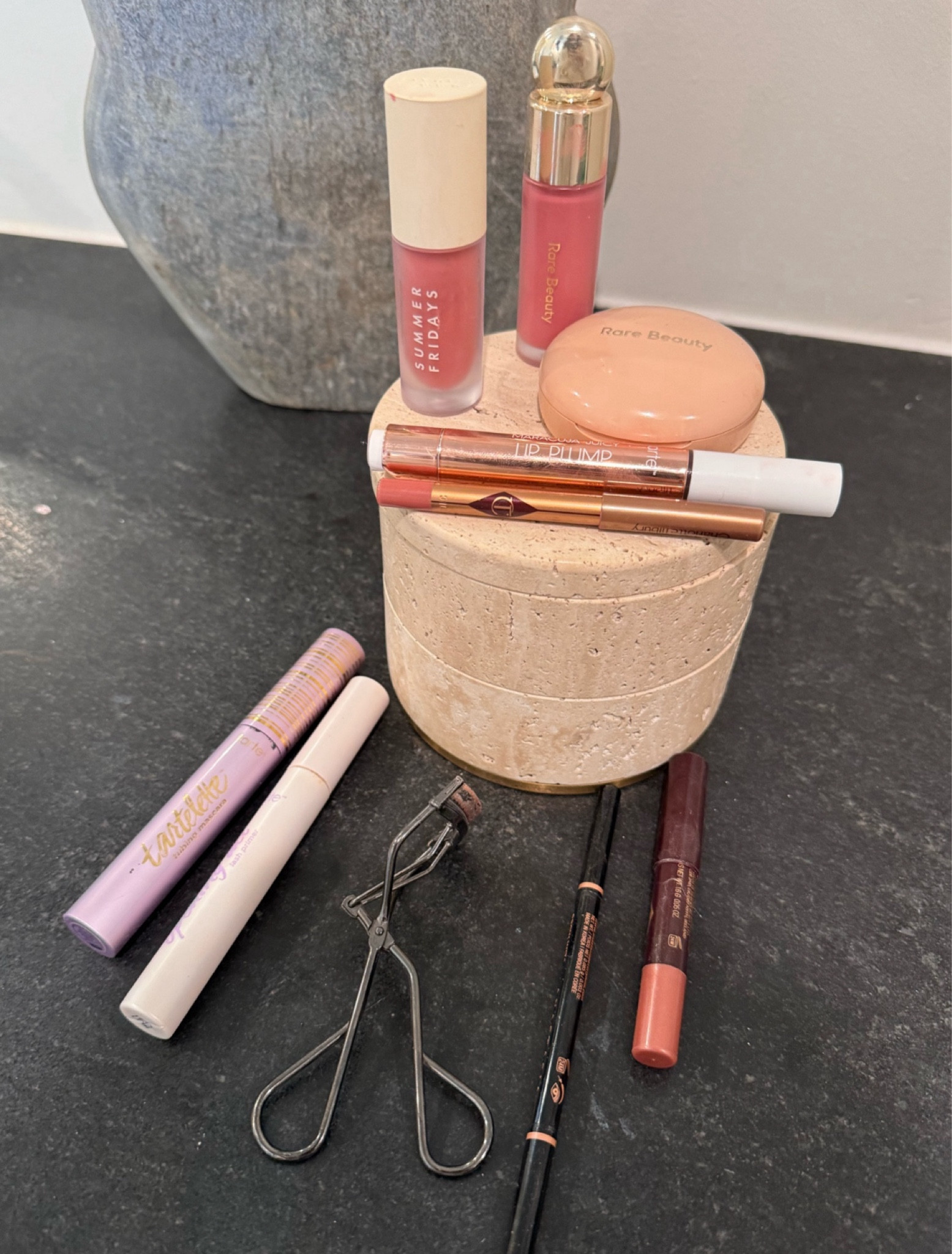 10 must try makeup products! ✨ These are a few of my all time favs. 

SHADES:
Rare beauty blush: Hope (but I have almost every shade)
Rare beauty highlighter: exhilarate 
CT lip liner: pillowtalk 
Maracuja Lip Plump: honeysuckle
Summer Fridays Lip Oil: blush dreams
Eyeshadow stick: pillowtalk
Eye brow pencil: medium brown 
Mascara: black

shop my Tarte favs on Tarte and use code: ALOPROFILE to save 15%! 

#LTKBeauty