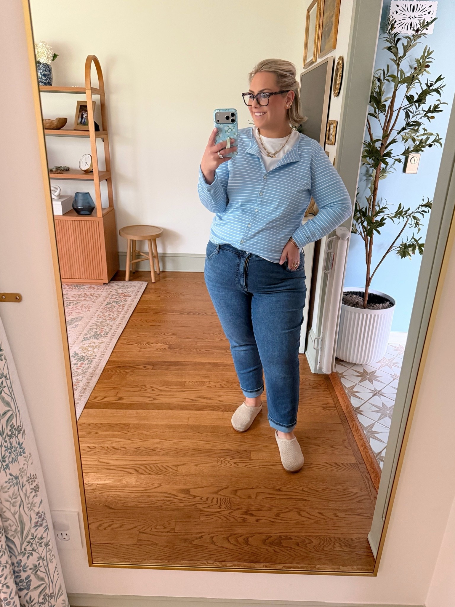 Today’s outfit 🩵

#LTKmomlife #LTKPlusSize #LTKootd