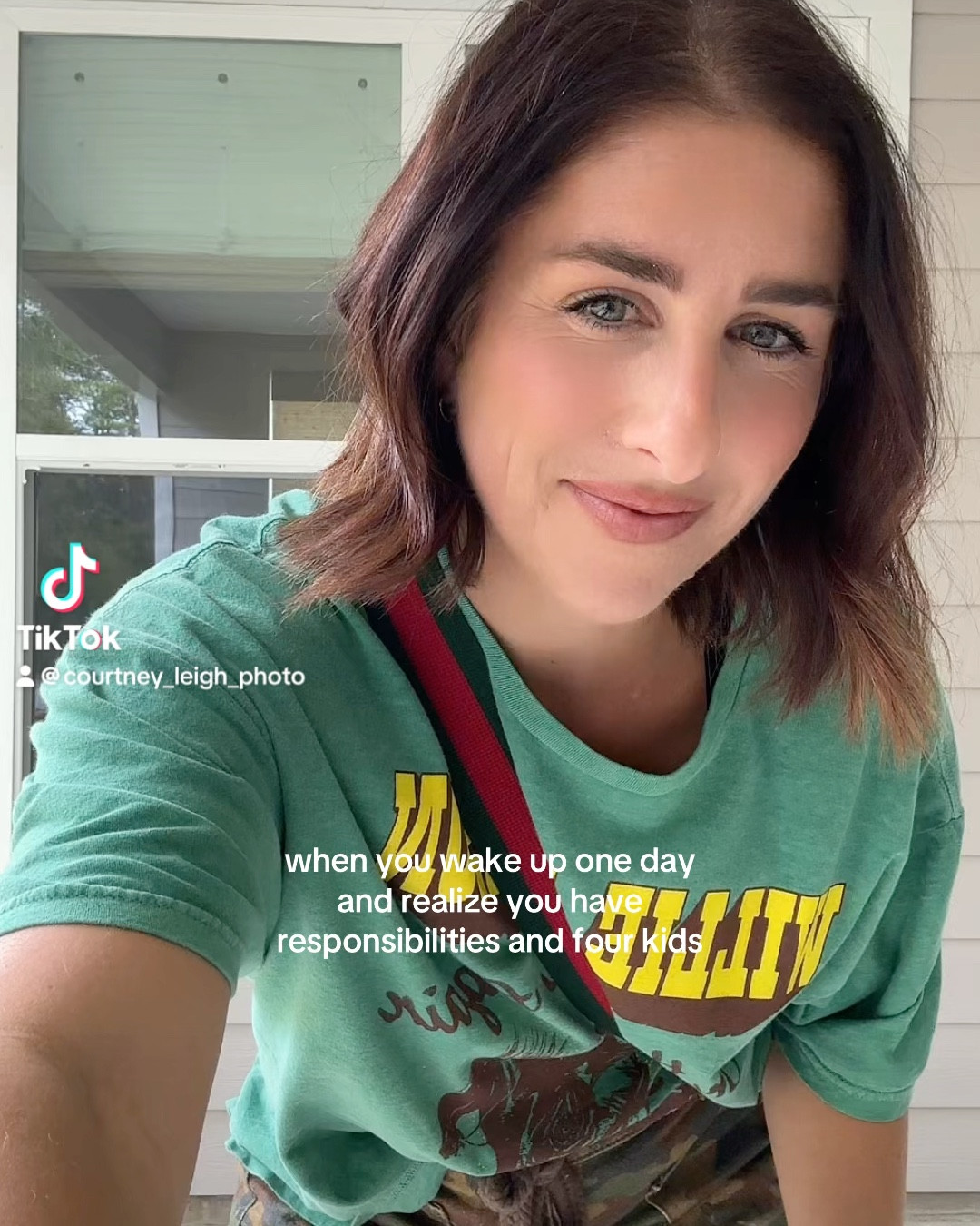 New favorite #freepeople barrel jeans in camo ✌🏼🤎🧸 #barreljeans 


#LTKSeasonal #LTKStyleTip