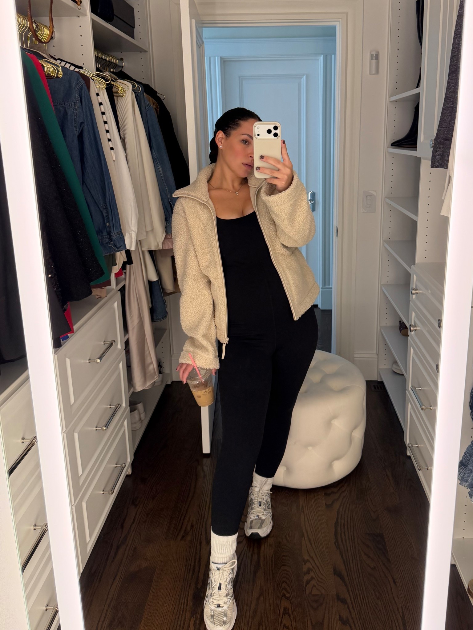 Lazy but cozy mom fit for zoo trick-or-treating 🧡🍭 

#LTKFindsUnder50 #LTKActive #LTKBump