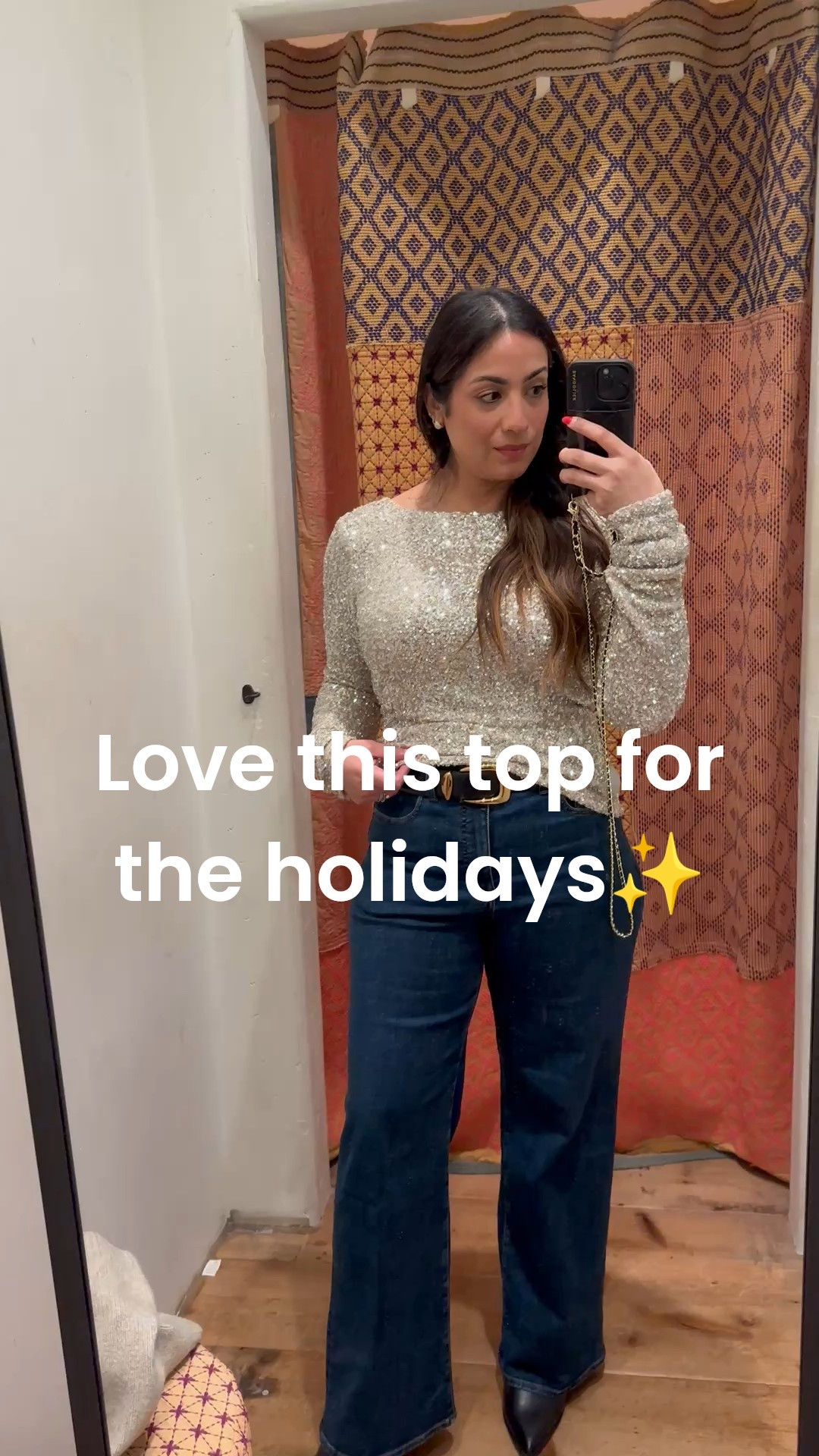 Love this top for the holidays ✨

#LTKHoliday #LTKFindsUnder100 #LTKOver40