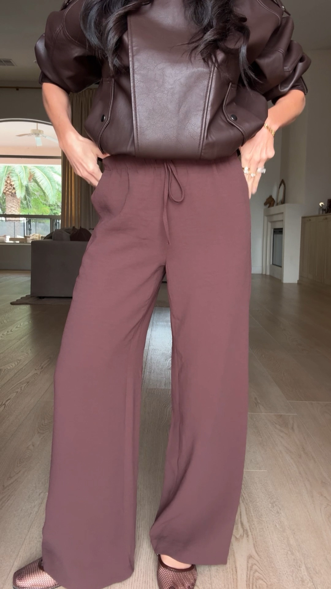 Amazon pull on pants // size small regular 

Fall styling 
Casual pants

#LTKdayinmylife #LTKmomlife #LTKootd