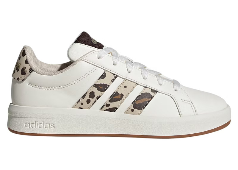 Adidas Grand Court 3.0 White Cheetah Sneakers in Core White/Crystal Linen/Aurora Coffee | StockX