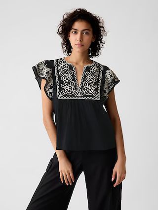 Crinkle Gauze Embroidered Cropped Shirt | Gap (US)