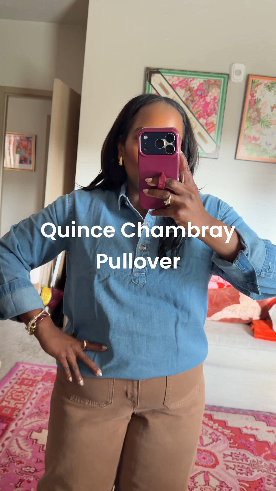Wearing a size Medium in @Quince chambray pullover! Absolutely love the quality and the softness to it!