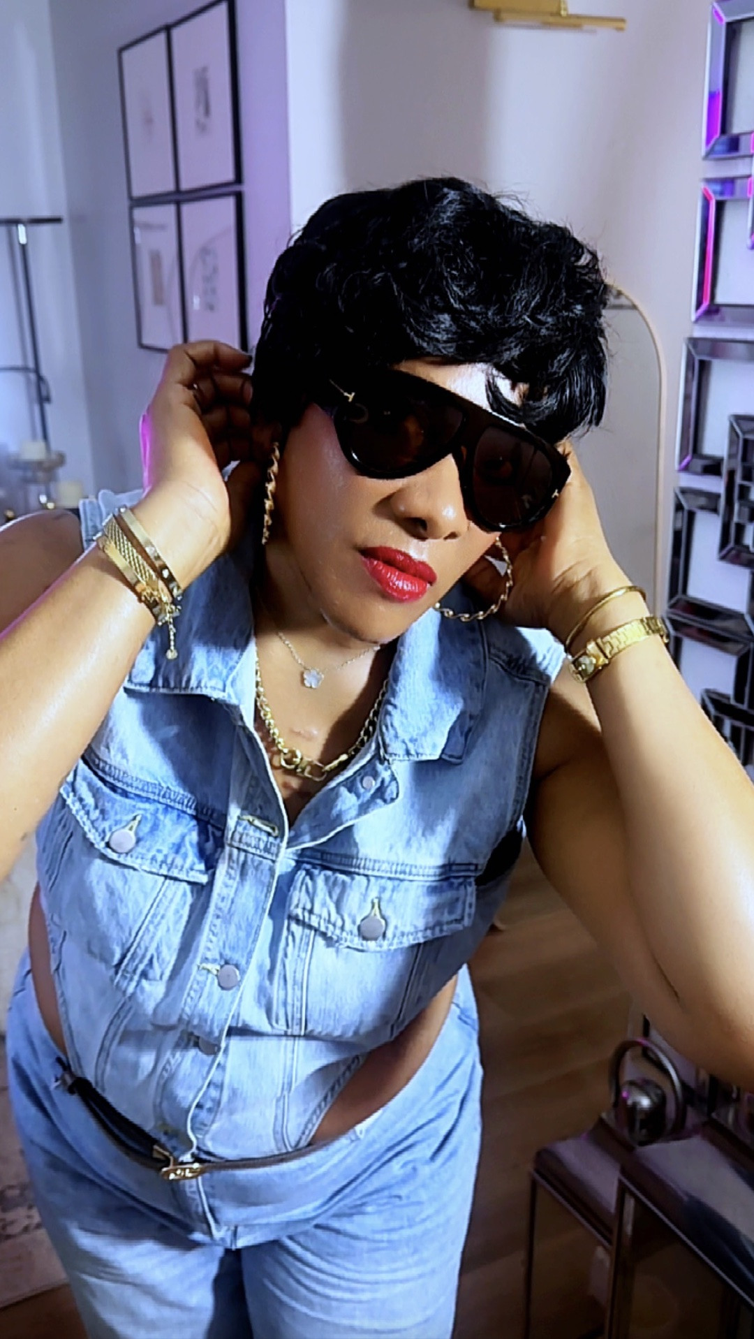 Current mood: 100% denim, 100% THAT GIRL.
Keeping it light, cropped, and unbothered.
55 & still playing in denim. Because style has no expiration date.
Crop what you want. Wear what you love.
Sunglasses: oversized for a reason.

#LTKootd #LTKgrwm #LTKTall
