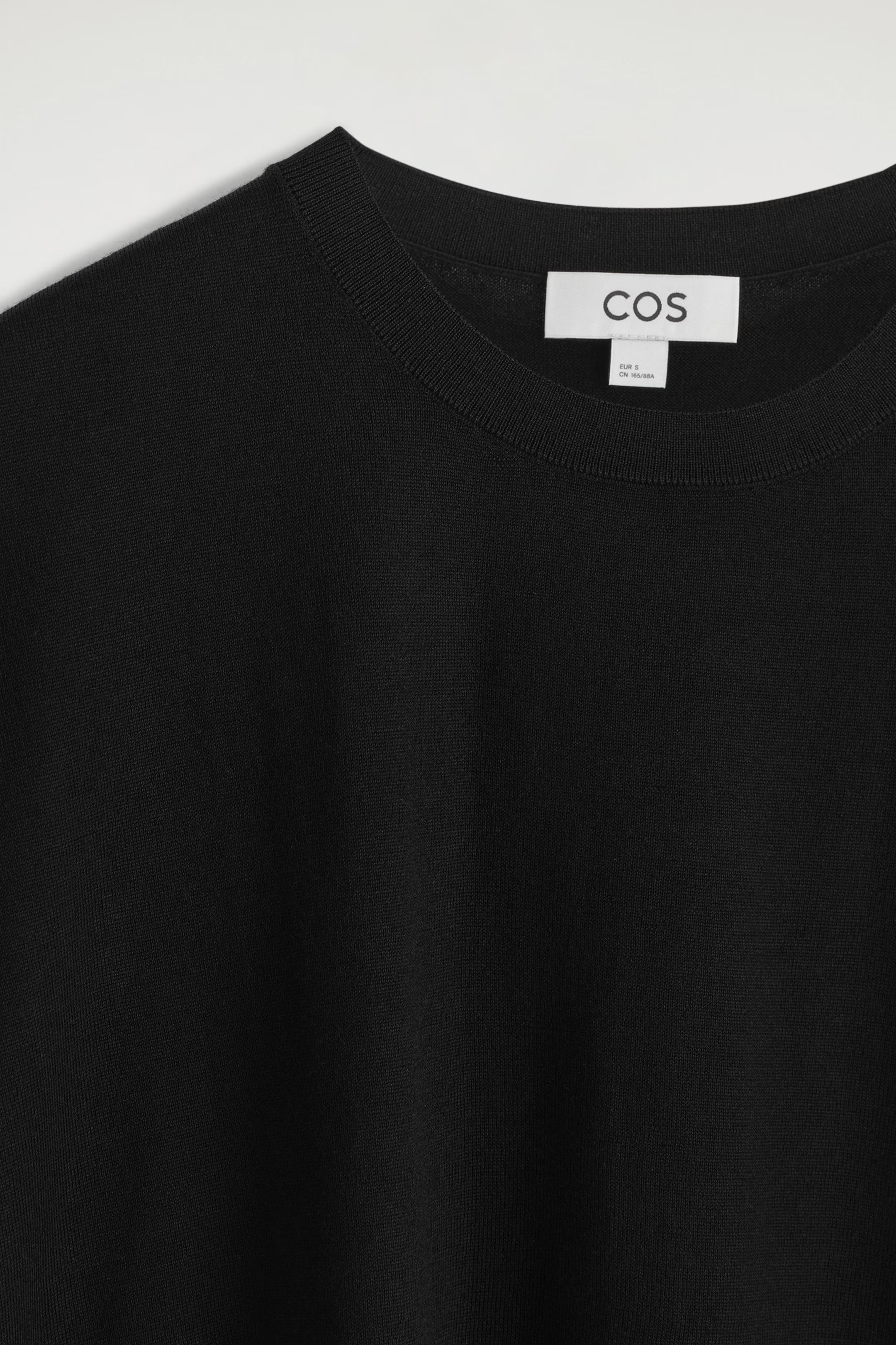 CIRCLE-CUT MERINO WOOL TOP - BLACK | COS | COS UK