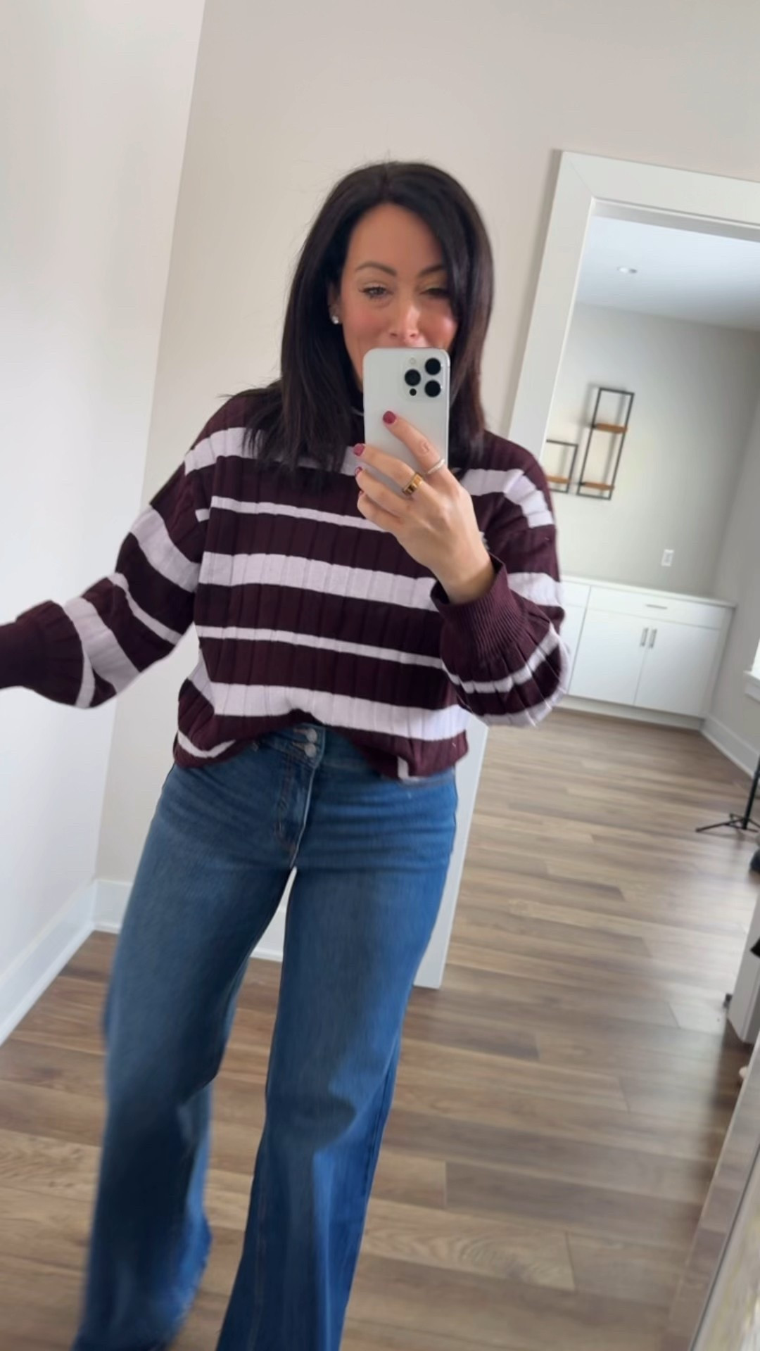 WALMART HAUL 
• large top but true to size 
• size 6 denim 


#LTKFindsUnder50 #LTKHoliday #LTKootd