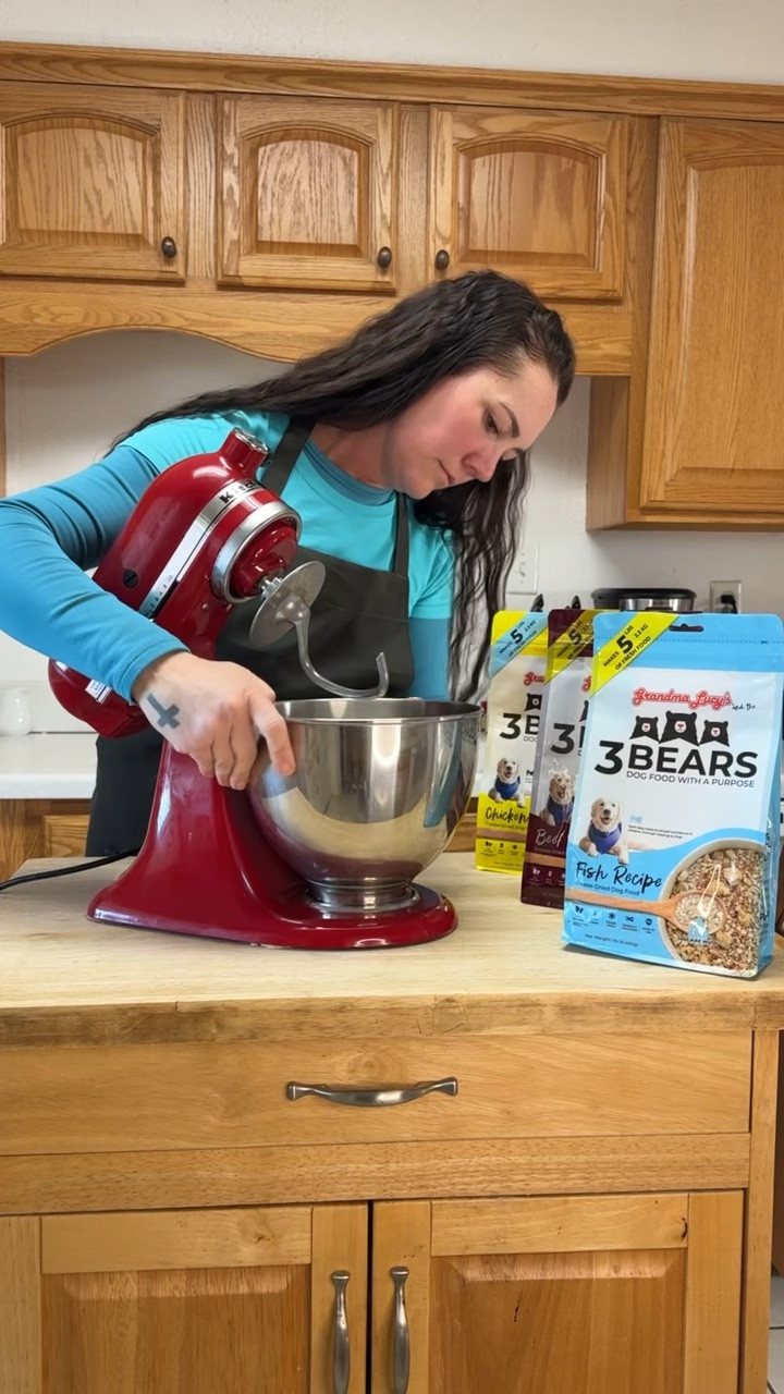 OK, but seriously … real dog food is in, and fake kibble is out 🫶

#dogfood #grandmalucys 

#LTKU