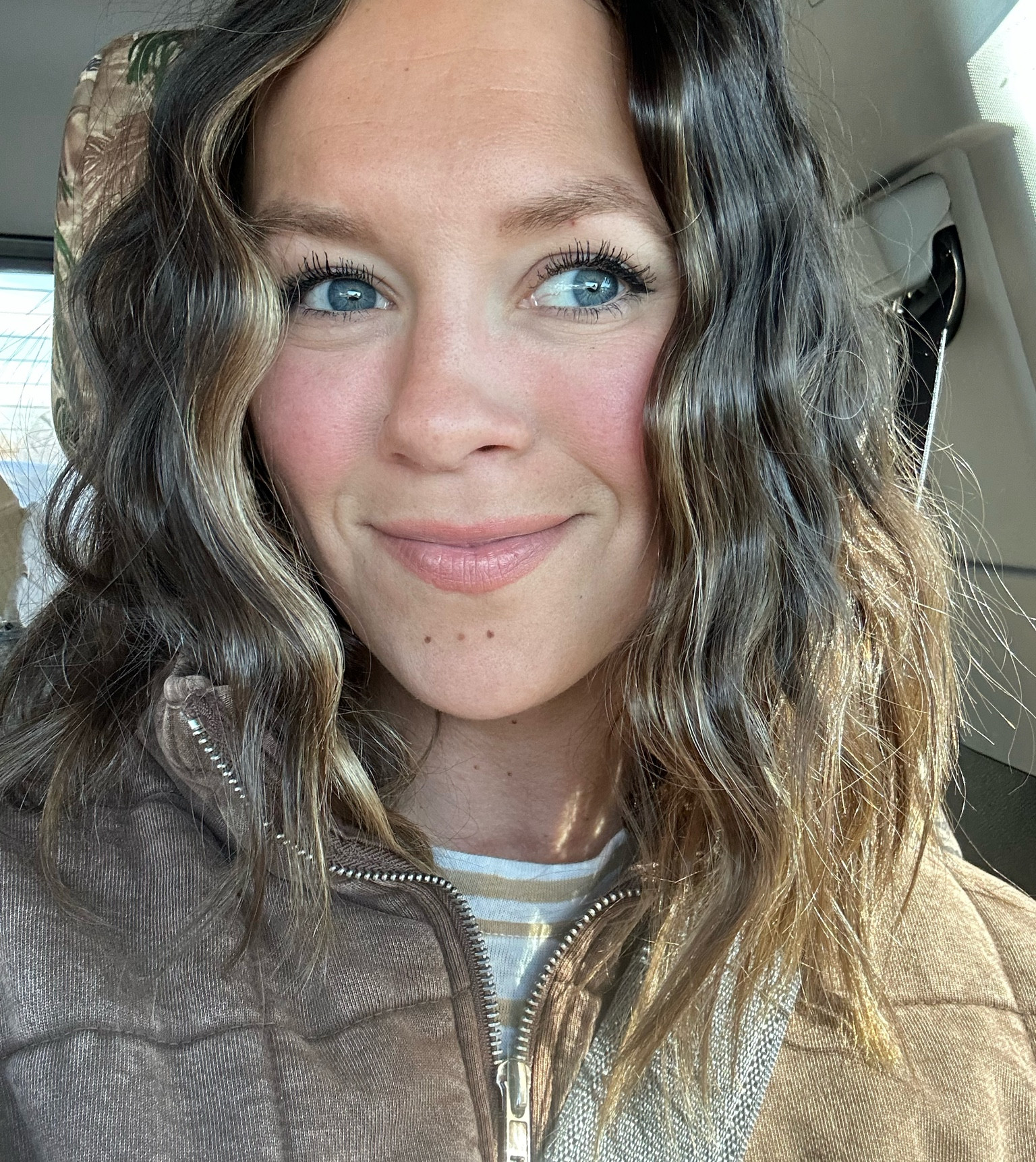 A moment of silence for the hair… us millennials are real happy crimping is back 😮‍💨 #crimp 



#LTKstyletip #LTKfit #LTKhome