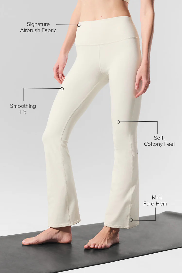 Airbrush High-Waist 7/8 Bootcut Legging - Ivory | Alo Yoga (US)