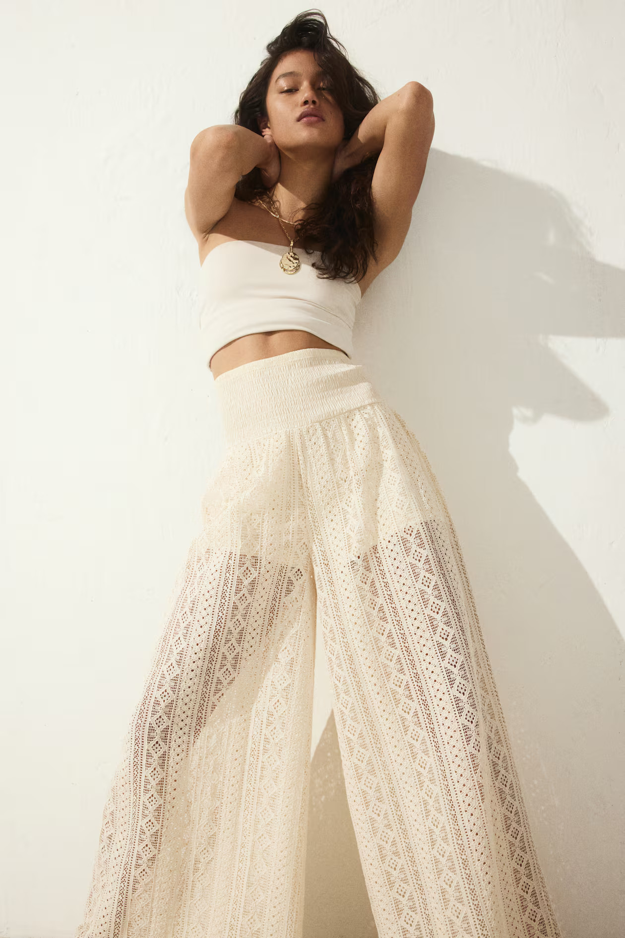 Wide lace-look trousers - Cream - Ladies | H&M GB | H&M (UK, MY, IN, SG, PH, TW, HK)