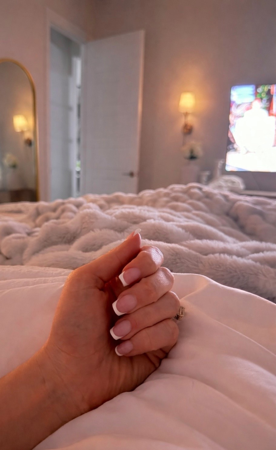 My go to at home nail kit 💅
•nail cleaning 
•nail prep 
•tips 
•all the gels you need 

•Lasts 4-5 weeks with maintenance!



#LTKBeauty #LTKselfcare #LTKmomlife