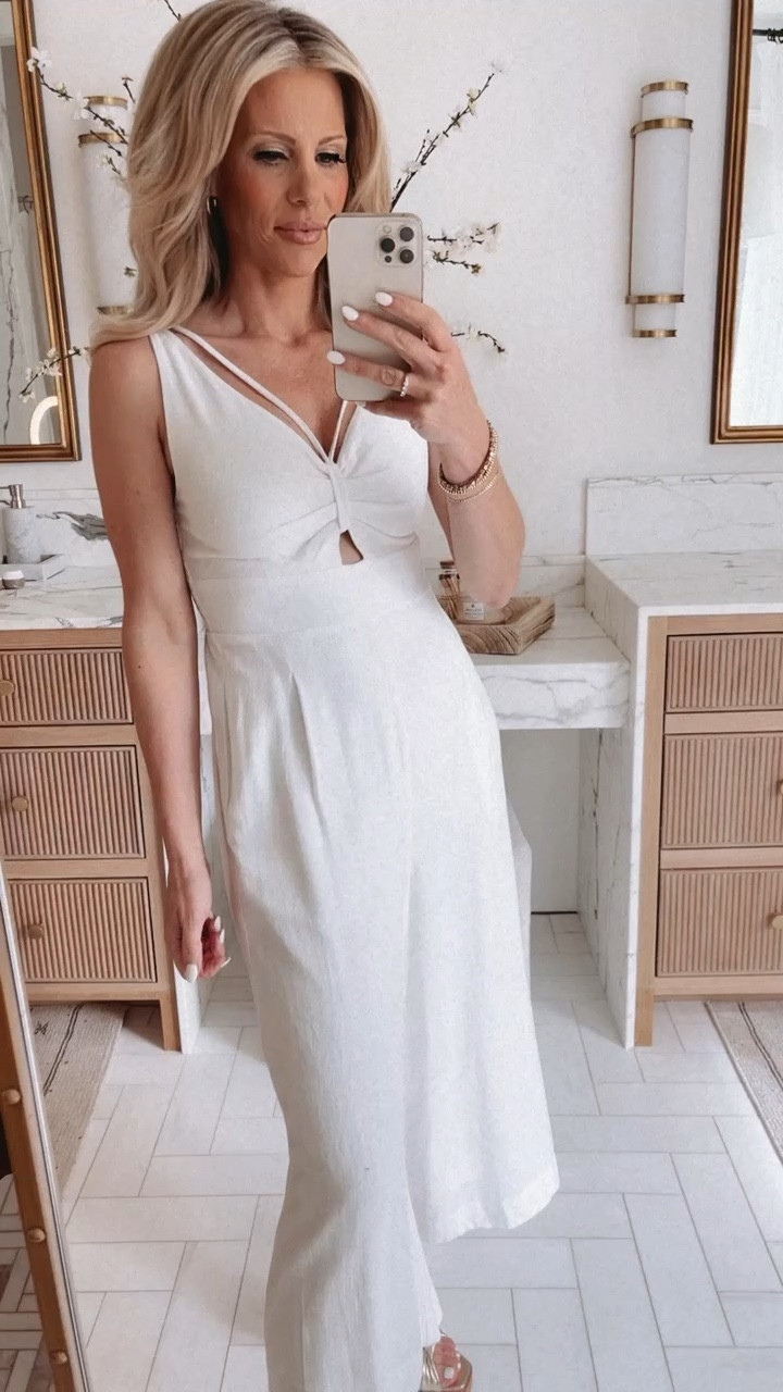 I am absolutely loving this new jumpsuit! 

So much so, I have it in two colors!  

Size: S 
Colors: White, Caramel 

Amazon, Amazon Fashion, Amazon Fashion Finds, Amazon Finds, Found It On Amazon, Spring Fashion, Spring Break, Travel Outfit, Vacation Fashion, Resort Look, Resort Fashion, Look for Less, Taylor Swift Concert Outfit, Jumpsuit, Cutout Jumpsuit, Festival Outfit, Bridal Shower Look, Bachelorette Party Look, Easter Outfit, Designer Dupe, In My Closet

#LTKunder50 #LTKFind #LTKSeasonal