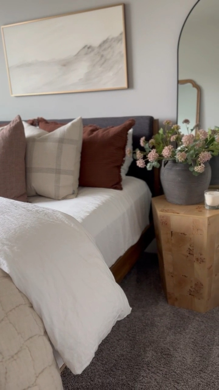 Are you team layers for bedding? Give me all the layers, and throw pillows! Our bedding in our guest bedroom is some of my favorite we’ve owned. Always a top seller, and so soft and cozy! The Cloud quilt is truly like a cloud 😍🥰

#LTKhome #LTKstyletip