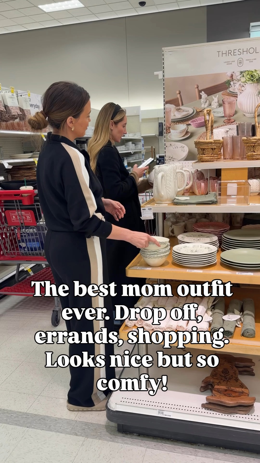 the best casual mom outfits for the busy days when you want to look put together but have no time! our code is ASHANDEMXSPANXX