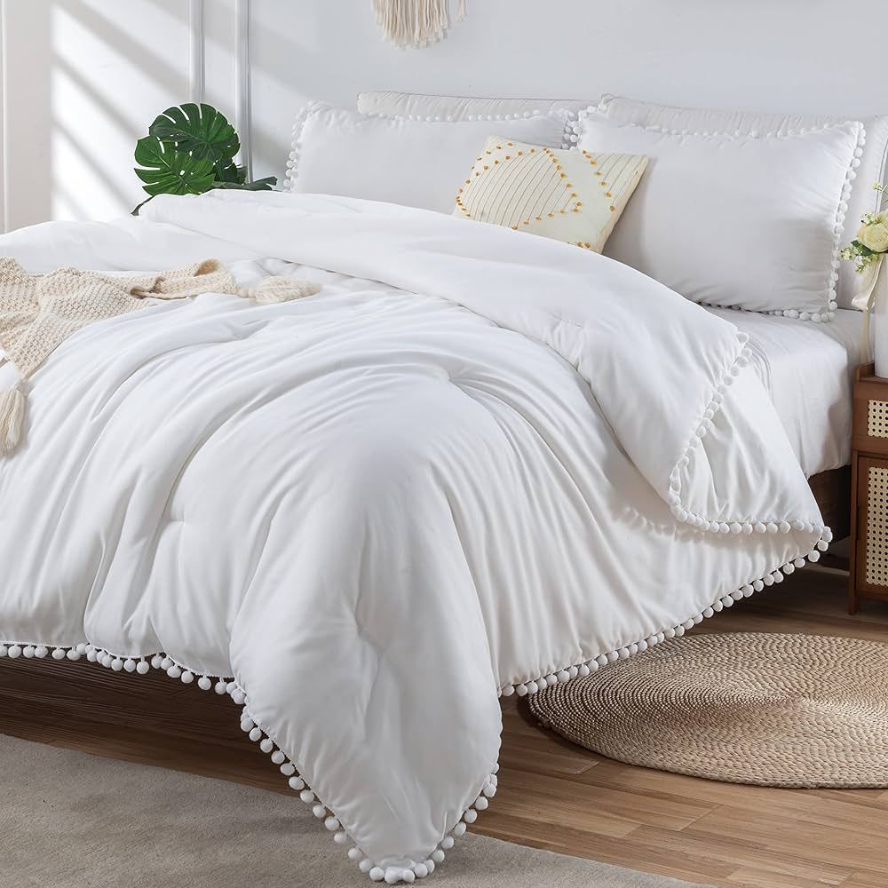 annadaif White Comforter Set Full Size, Pom Pom Fringe Comforter 3 Pieces, Soft Microfiber Down A... | Amazon (US)
