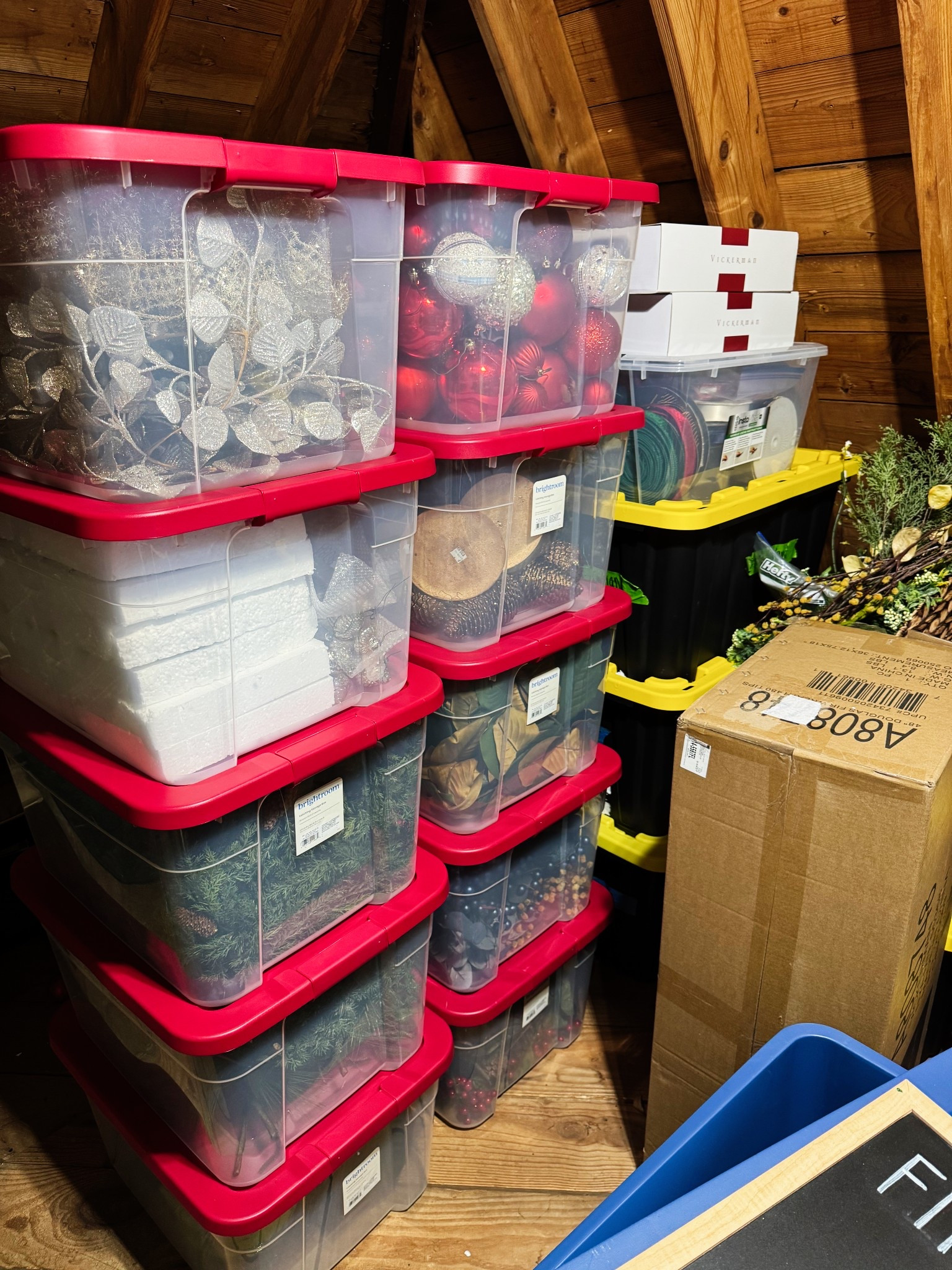 Christmas decoration storage favorites 