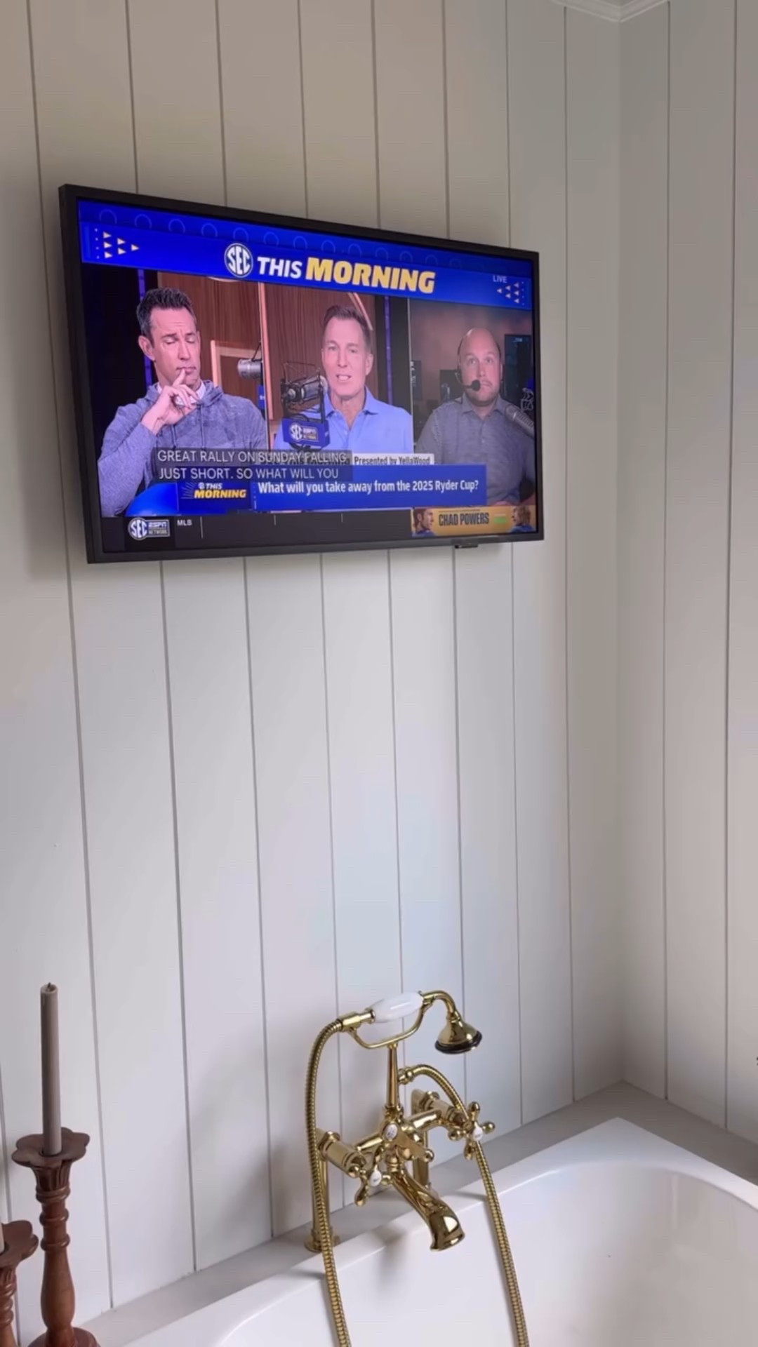 It’s crazy what a little molding can do for a tv 😉

The last project is officially complete before our big bathroom reveal! 

✨You can check out the complete tutorial for this simple DIY Frame Tv on SouthernYankeeDIY.com