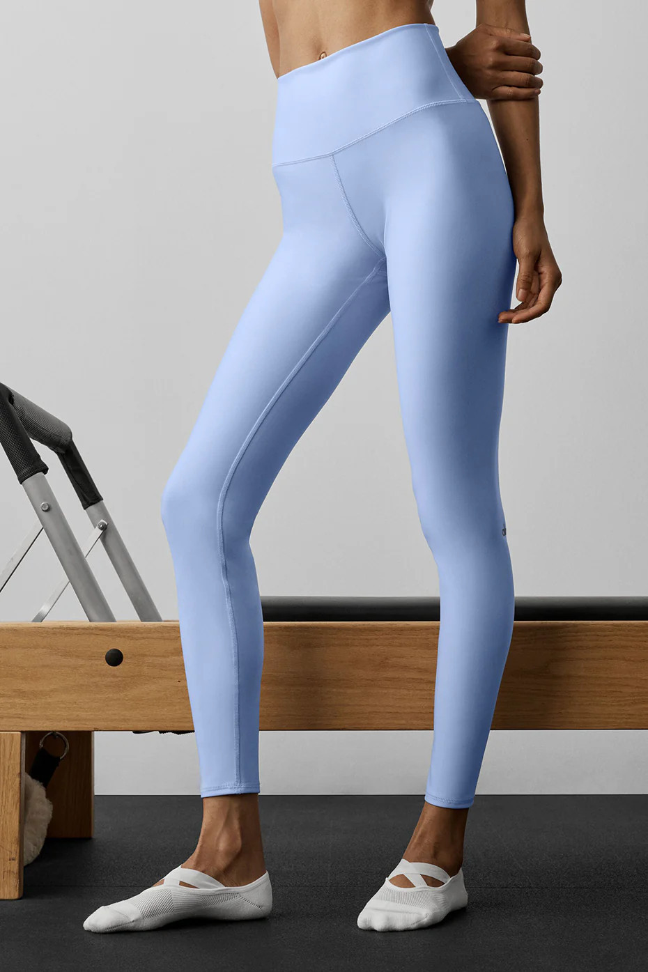 ALO | High-Waist Airlift Legging in Light Provence Blue, Size: Small | Alo Yoga (US)