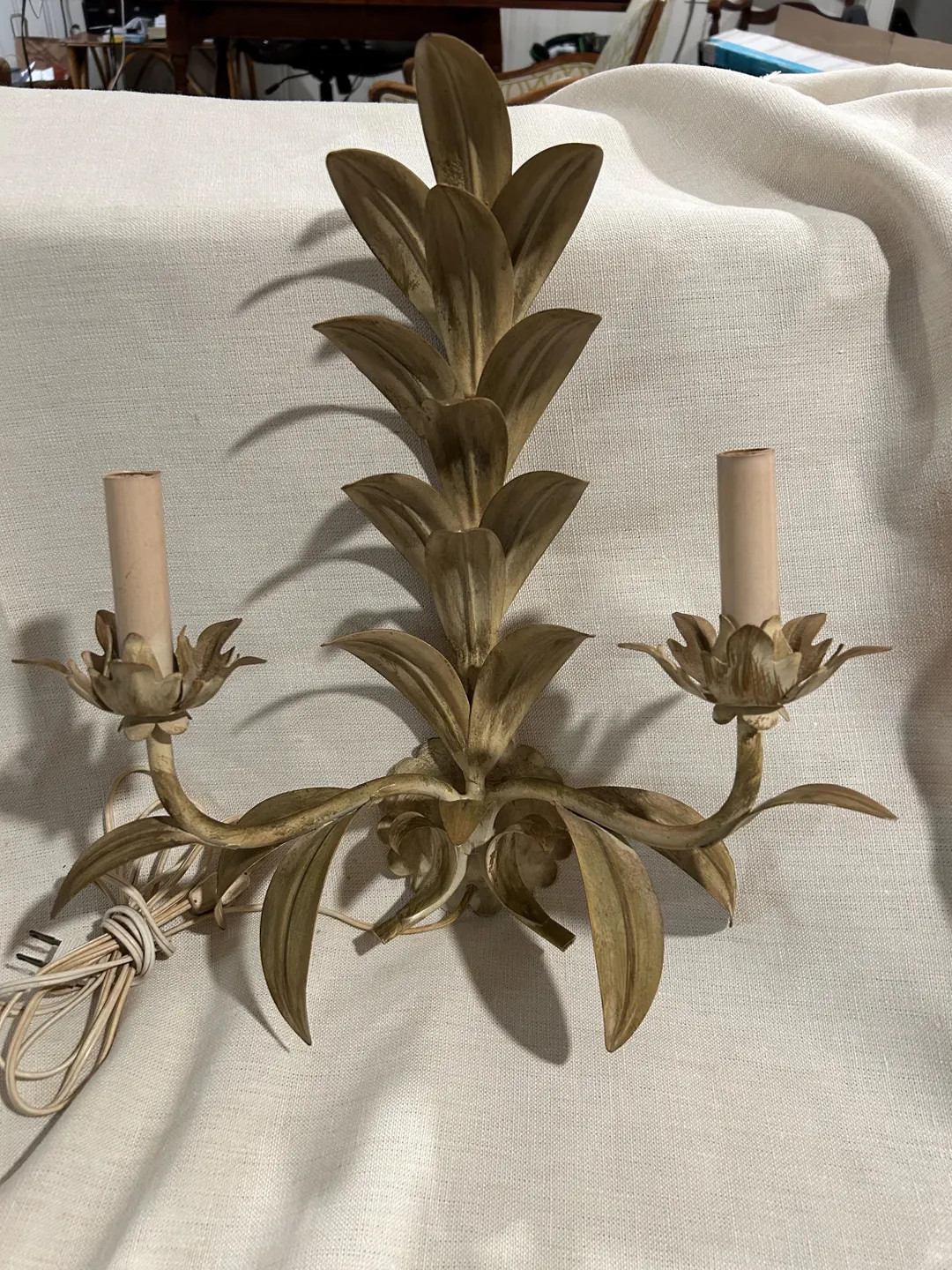 Vintage Italian Metal Floral/leaf Wall Sconce - Etsy | Etsy (US)