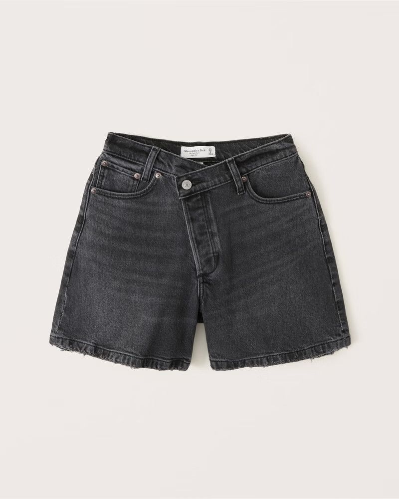 Curve Love High Rise Dad Shorts | Black Jean Shorts | Abercrombie & Fitch (US)