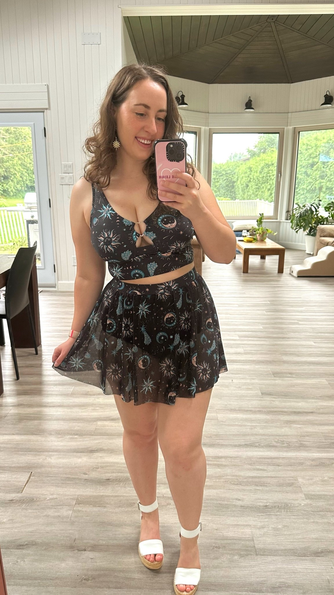 Such a cute new suit from @Bloomchic

#LTKsummer #LTKmidsize #LTKswimwear
