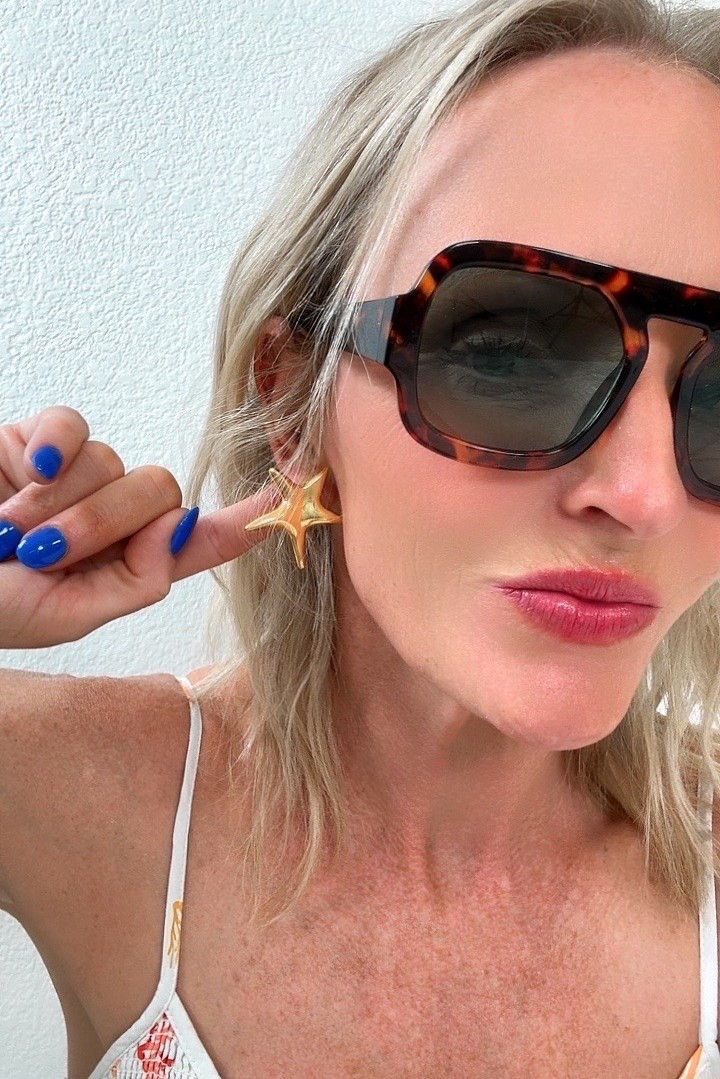 The CUTEST statement earrings! I got so many compliments every time I wore these this summer!!

✨SALE ALERT✨

25% OFF orders $100+ with code: SHINE25
30% OFF orders $200+ with code: SHINE30
35% OFF orders $350+ with code: SHINE35

#LTKSaleAlert #LTKFindsUnder50 #LTKGiftGuide