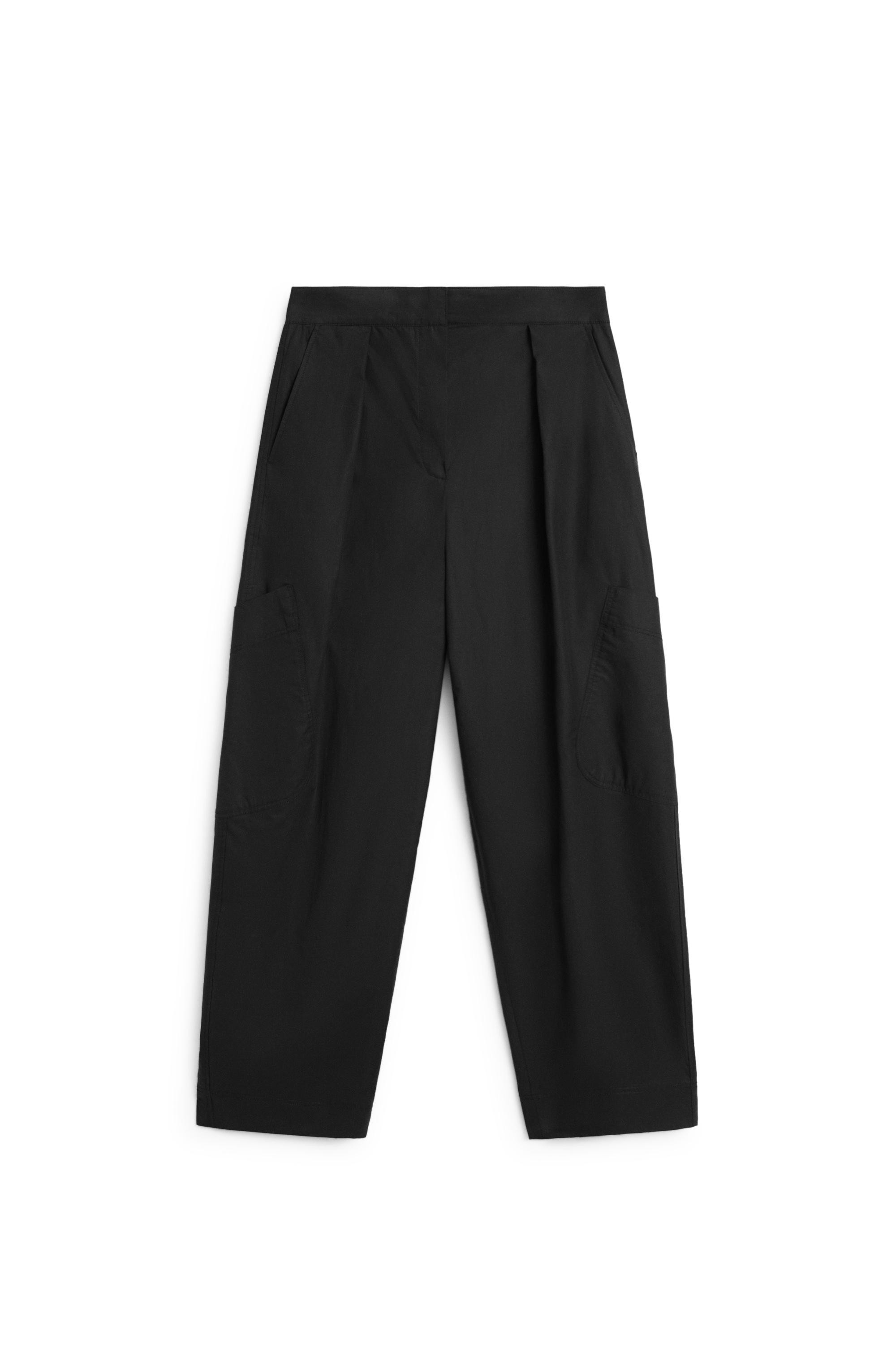 Barrel fit cargo pants - BLACK | Massimo Dutti UK