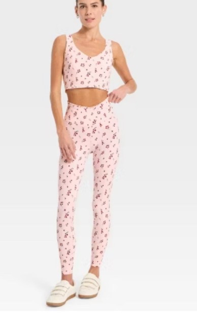 Ruffle women’s floral pink leggings sports bra and matching pullover 

Also a floral pink weighted vestt

#LTKGiftGuide #LTKfitnessgoals #LTKootd