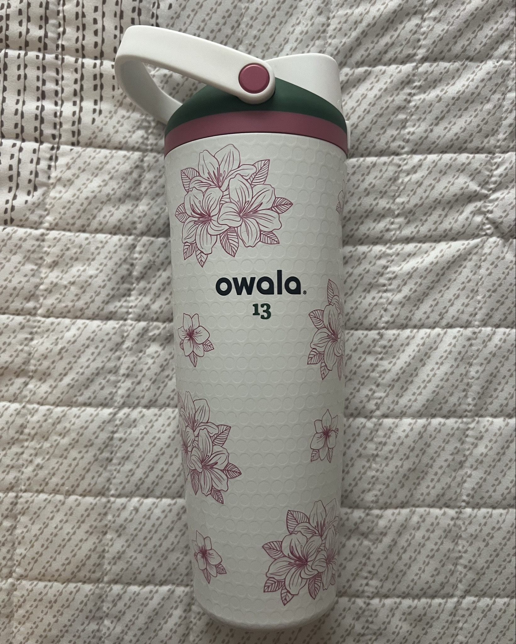Grab one before they sell out!! Caved and bought my first Owala FreeSip Sway  Travel Tumbler with a Master’s theme to it. These sold out in stores and they will likely sell out online! 30oz, Special Edition, ✨’Zalea✨ Perfect for everyday. 

#LTKActive