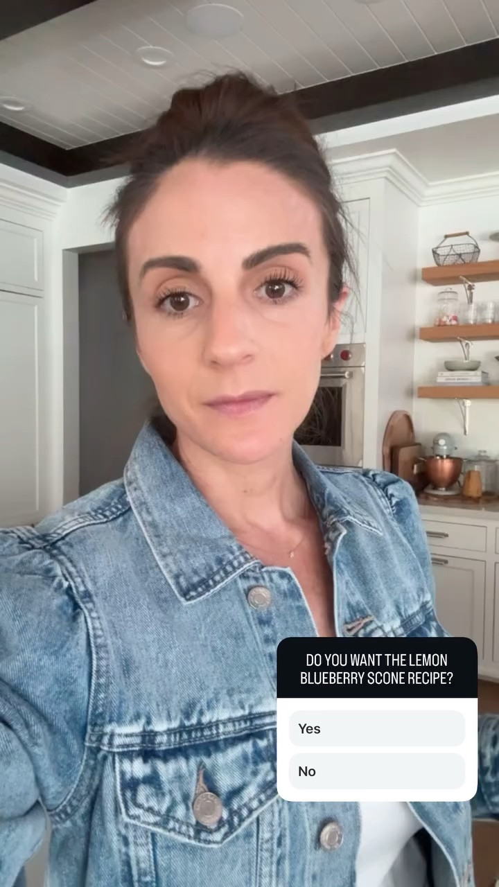 Love this denim jacket from Gap!

#LTKStyleTip #LTKSeasonal #LTKFindsUnder50