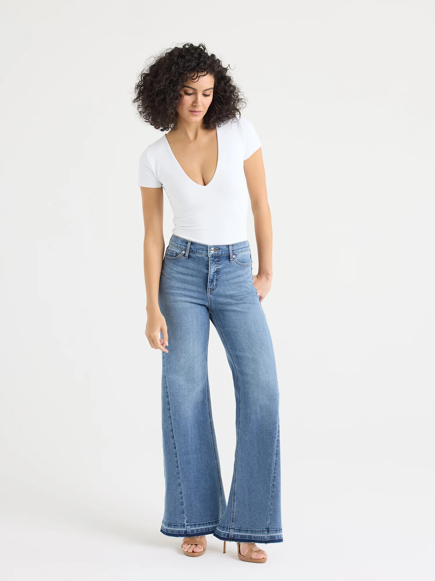 Sofia by Sofia Vergara Women's and Women's Plus Margot Wide Leg High Rise Jeans, 30.5" and 32.5" ... | Walmart (US)