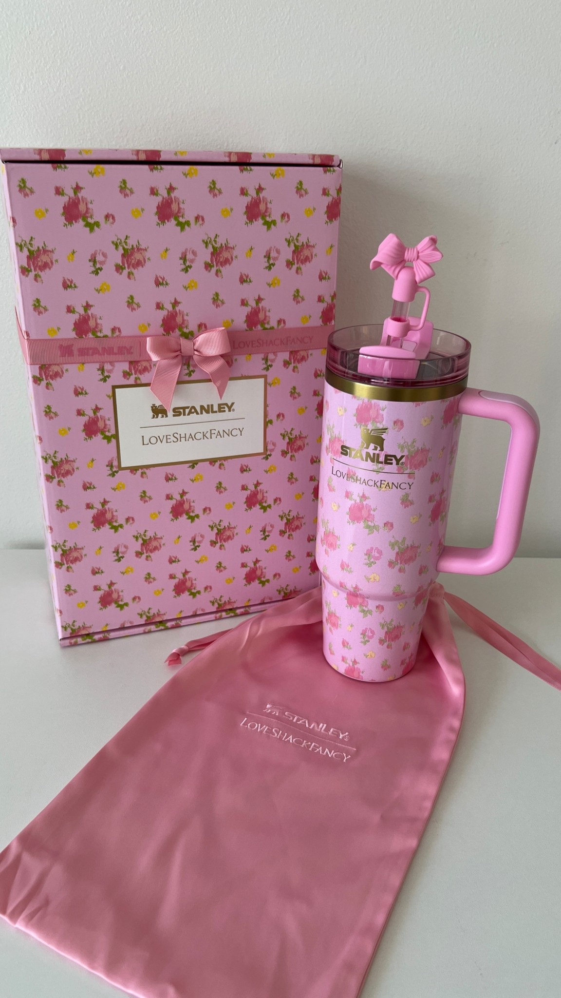 Shop the new Stanley x LoveShackFancy collection! 😍 This print is called “Ibiza Sunset”—it’s so beautiful! 🎀 There are 6 items in this collection (4 tumblers, 2 coolers)!

#stanley #tumbler #waterbottle #kitchen #travel #home #stanleypartner @stanley_brand


#LTKStyleTip #LTKHome #LTKSeasonal