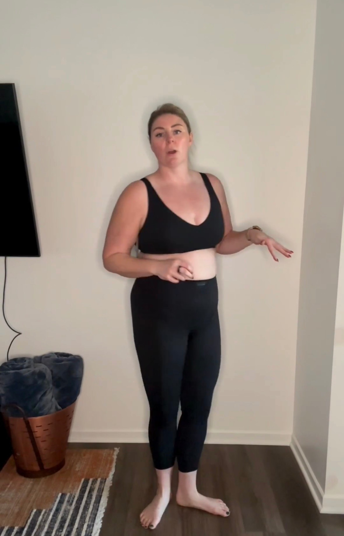 SkimsNike Matte set! This is the long line sports bra and 26” V leggings in their matte finish. 

I’m in a 2X in both pieces, they both come in sizes XXS-4X. They also come in four different colors. 

plus size activewear, mid size activewear, activewear sets, affordable fashion 

#LTKActive #LTKMidsize #LTKCyberWeek