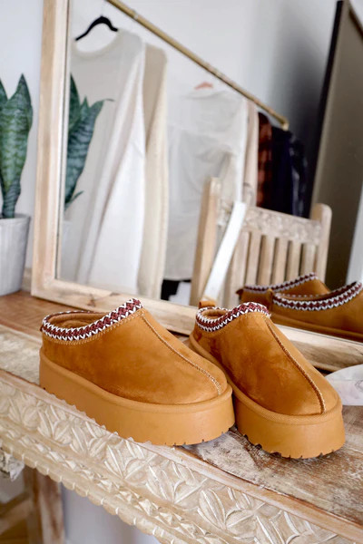 Sadie Cognac Platform Slippers | She Is Boutique